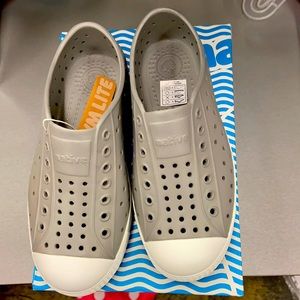 Native Shoes Kids Size 13